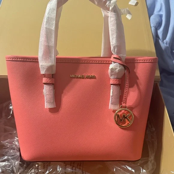 MICHAEL KORS JET SET TRAVEL MEDIUM TOTE SHOULDER BAG +  Michael Kors Blush Pink Pebbled Leather Tote with Coral Logo Straps main image 2